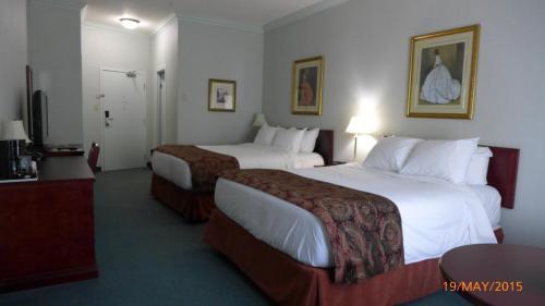 The Bridgeport Inn Fort Mcmurray Eksteriør bilde